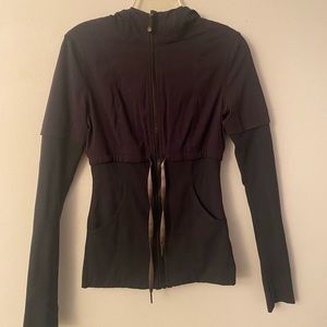 Lululemon reversible fitted jacked